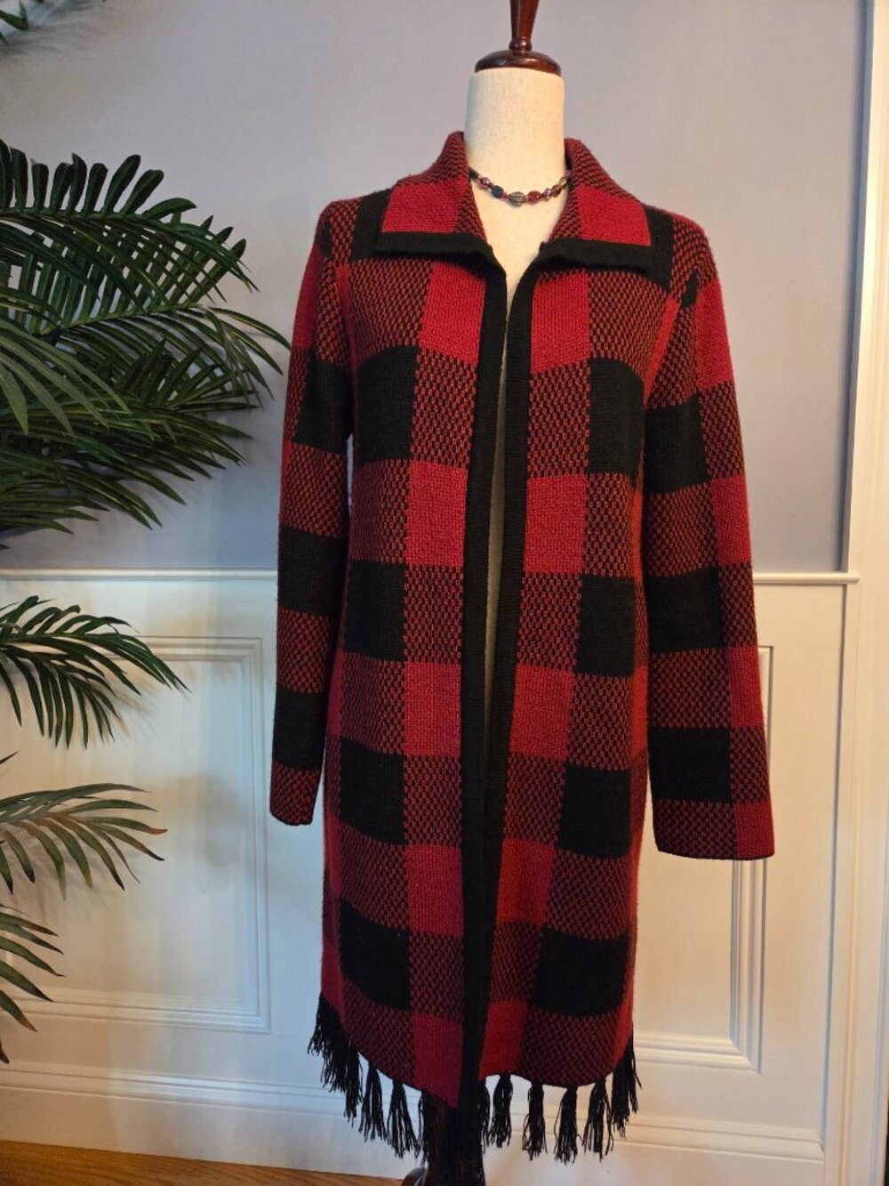 Cable & Gauge Red and Black Plaid Long Knit Tasseled Cardigan